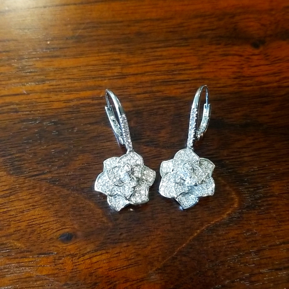 🌹Crystal Rose Earrings